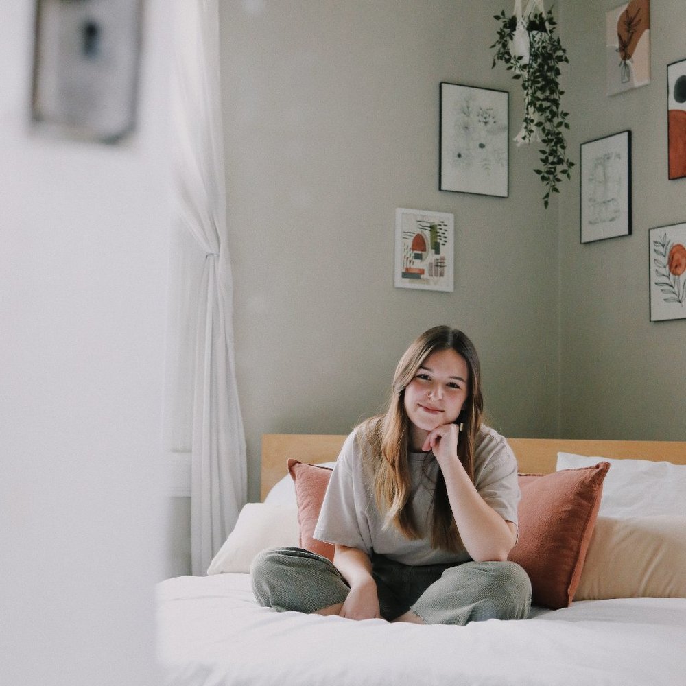 Meet your Posher, Kayla